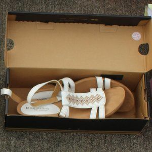 Naturalizer N5 Comfort Sandals
